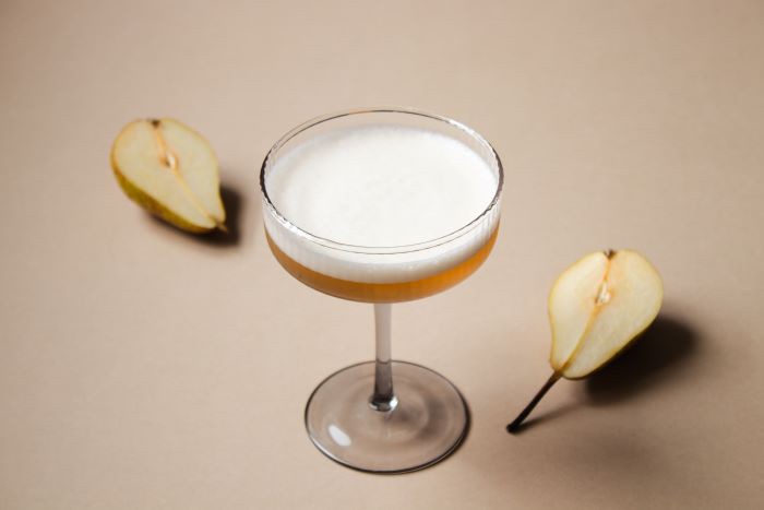 How to make an Amaretto Sour