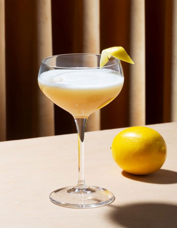How to make a Whiskey Sour